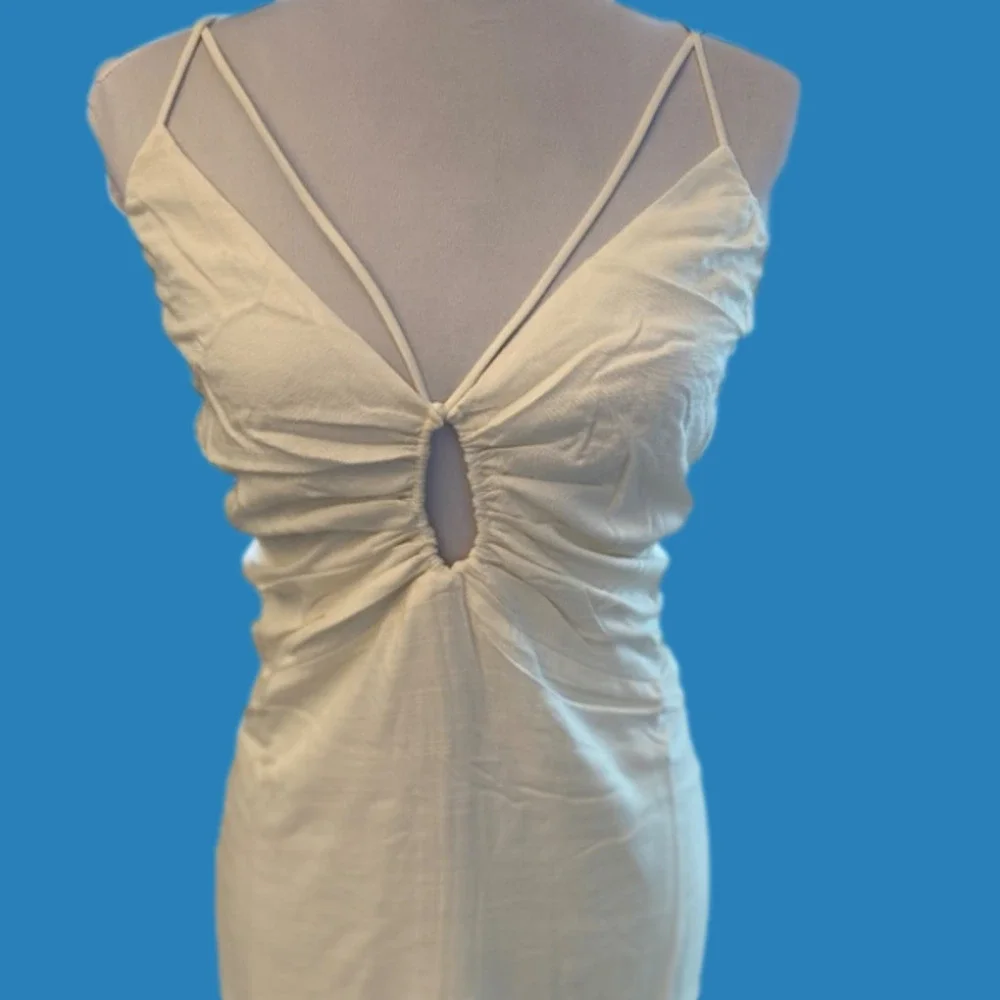 h&m cream satin dress H&M cream/nude satin tunic/wrap dress. Gorgeous fit
